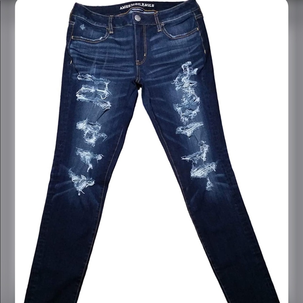 American Eagle distressed jeans